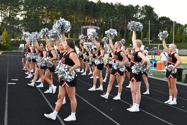 Middle School Cheerleaders